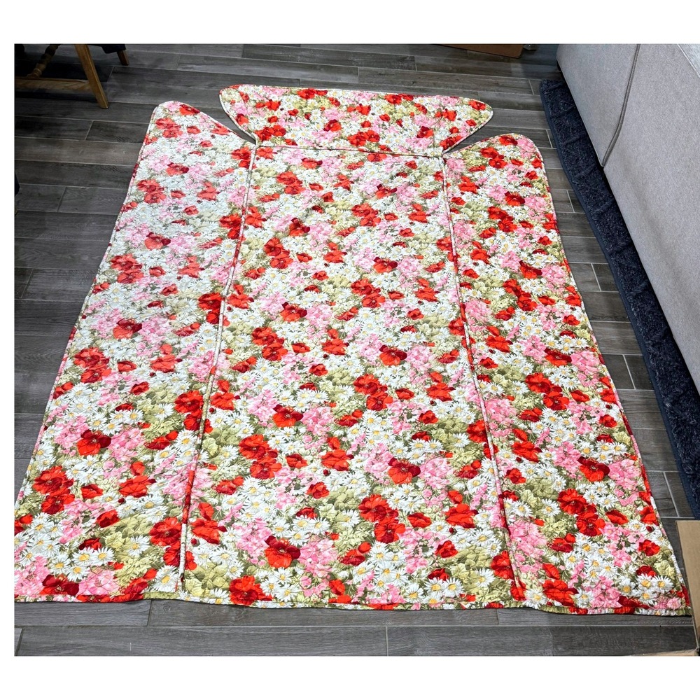 Handmade Quilted Bedspread Womens Red Floral Poppy Daisy Cottagecore Retro Twin